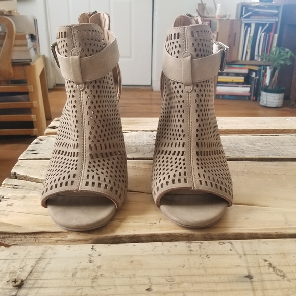 why has nobody bought these yet??!!?? - Picture 3 of 8